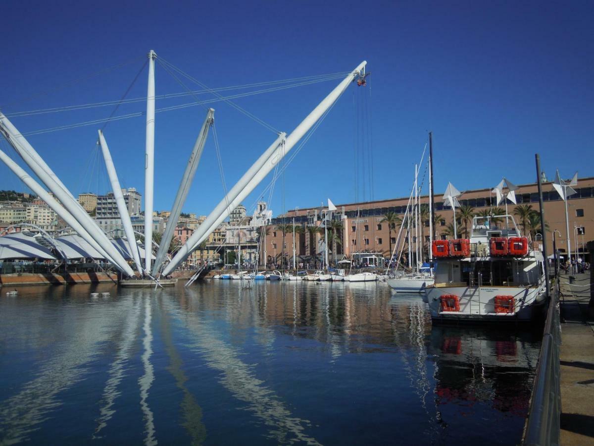 Apartmán Una Porta Sul Porto Antico Janov Exteriér fotografie